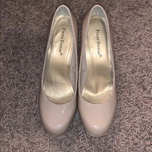 BEIGE PUMPS